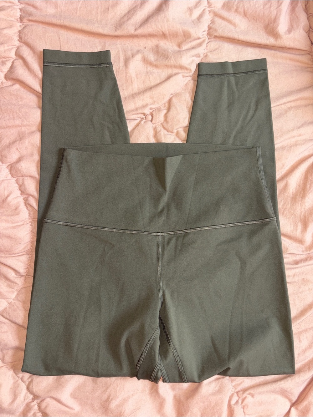 lululemon align crops in olive green - Picture 6 of 7